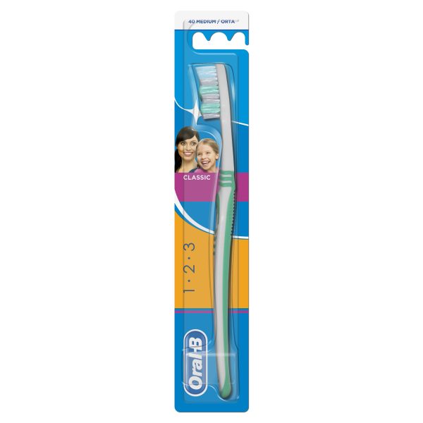 ORAL B TOOTHBRUSH CLASSIC
